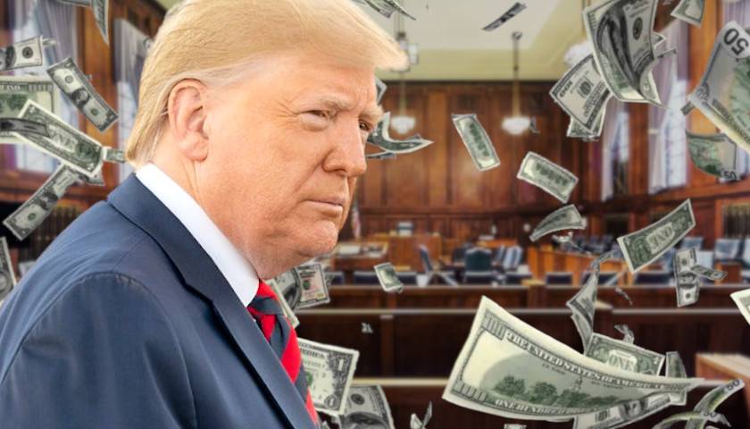 Trump in Court with blowing cash